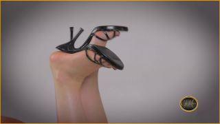online porn clip 23 male fart fetish Foot worship high heels(porn), adorazione piedi on femdom porn-1