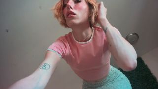 Elle Marz Elle Marz - Found hiding tiny VORE-5