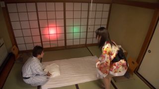 [SD]YMLW-046 温泉コンパニオン＆エロ女将の過激サービスが売りの旅館風俗に潜入4時間-1