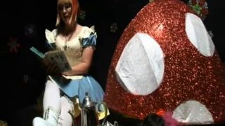 [XBondage.Porn] Alice In Bondage Land - Alice In Wonderland Chapter 1 Mistress Alice-4