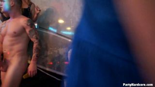 Party Hardcore Gone Crazy Vol 30 Part 3 (Amateur porn)-6