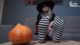 free xxx video 21 Czech Soles – Lynn – Halloween night magic foot worship  Special - czech soles - czech porn tall asian femdom-0