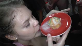 7351 Laurateen - Gangbang Sahne Muffin-2