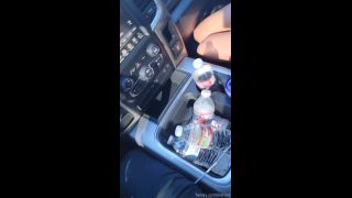 KatieD (SexyMilfKate) - Sex in Car - Teen-3