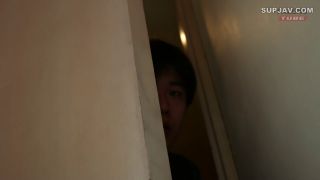 [FHD] FTK-038 家庭訪問に行った僕は嵐で帰れなくなり、訪問先で休ませてもらうことに…。ゆっくりしていると「今日は誰もいないの」とサテンキャミで誘われ汗・涎ダクダク体液SEXしてしまった僕#01 小松さん-2