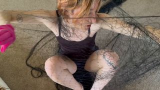 Elle Marz Elle Marz - Cat burglar caught in a booby trap + bloopers-4