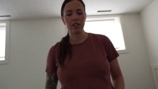 yogabella step-Mom Denies step-Son's Bully-1