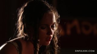 Stacy Cruz (Amateur porn)-3