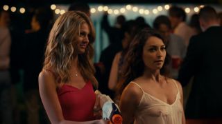 Rachel van Dijk, Ann Pirvu - Total Frat Movie (2016) HD 1080p - (Celebrity porn)-9