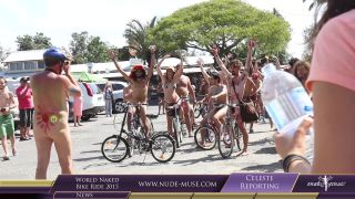 World_ Naked_ Bike_ Ride_ 2015 - public - public -2