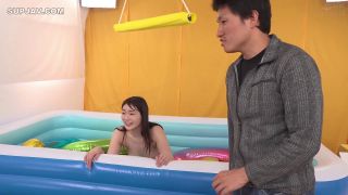 Reducing Mosaic HNTRZ-024 彼氏の目の前で！羞恥ガニ股クレーンゲーム！ 豪華景品目指して成功しなければ即エロ罰ゲームで中出しヤリ放題！-1