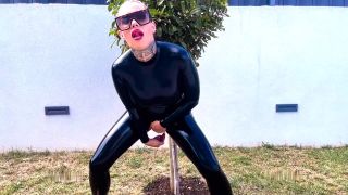 free video 13 MissAlessaMilano - Pinkeln Latex Catsuit  | mdh | amateur porn amateurs nude girls photo-5