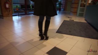 Julie Skyhigh, Pantyhose, Stockings, Leggings - 150204 walking in furs leather boots and jeans [foot fetish]-7