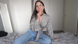 online porn video 36 973 itsxlilix 2022-03-02-2379914148-C’est la folie des JOI ce soir – Un petit JOI different Mon voisin m’observe – Mais qu’est ce qu’il v on femdom porn latina fetish-1