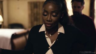 Ebony - The Customer's Always Right-2