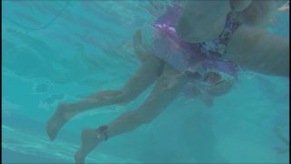 Voyeur - Underwater swimsuit tracking - YMUW-1075 on voyeur -1