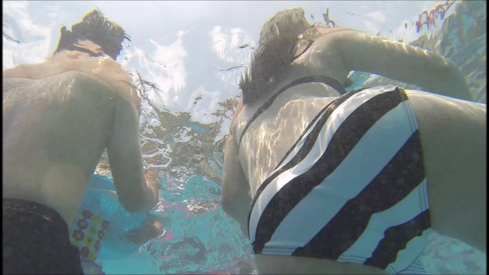 Voyeur - Underwater swimsuit tracking - YMUW-1075 on voyeur 