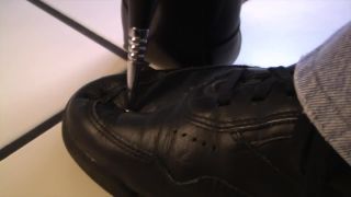 Eden Alexander does some foot crushing with pointy metal tipped thigh high boots-5