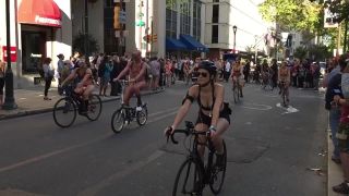 Philadelphia_Naked_Bike_Ride_2017_PART_4_OF_4-8