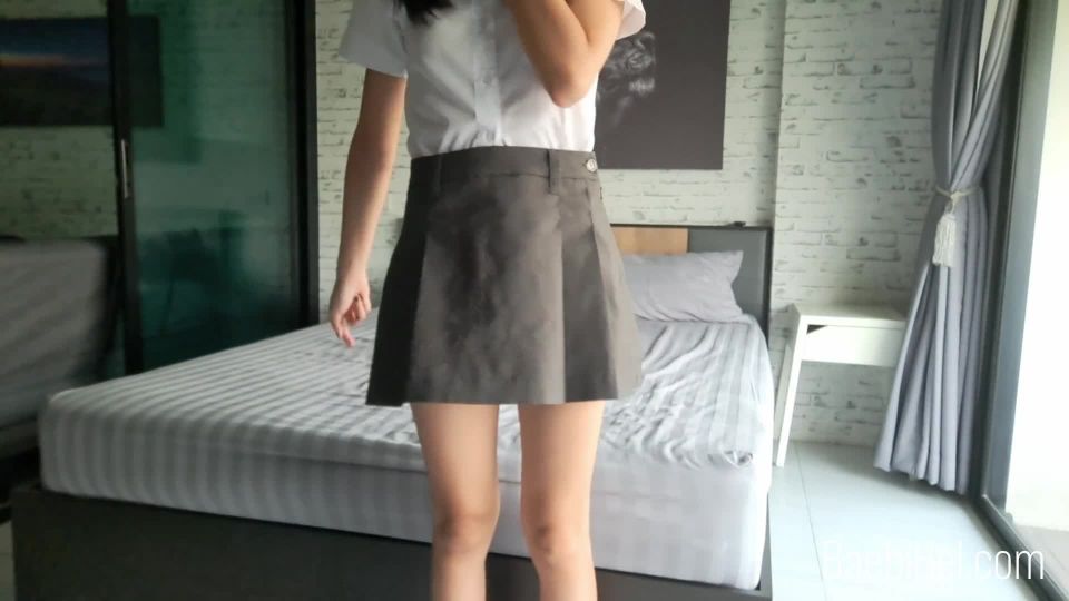 18Yo Asian Schoolgirl Gets Spanked And Fingered In Her School Uniform 