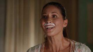 Olivia Munn – Freeloaders (2011) HD 720p - [Celebrity porn]-5