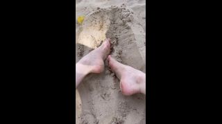 M@nyV1ds - LucySpanks - Sandy Feet Public Worship-4