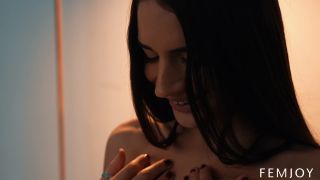 Fem Joy 25 10 04 Candie Luciani Get Closer – Full HD - Closer-7