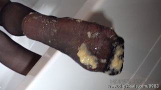 DreamGirls Your Face Cassandra Squeezes Bananas Ultra (High Heels porn)-6