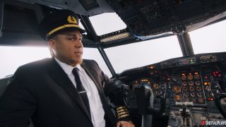 Flight Attendant Has Sex With Pilot On Plane During Flight (Pornstar) Kenna James-1