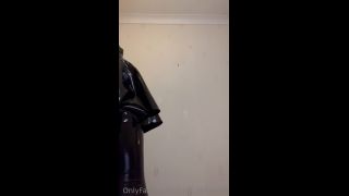 reflexion latex 2023-01-05 Not only does this skirt look great but it also acts as grea   q0986i-0