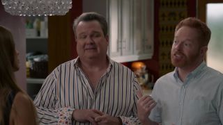 Sofia Vergara - Modern Family s10e02 (2018) HD 1080p!!!-2