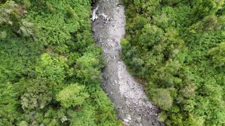 Slutty Teen Catches Spying Pervert And Invites Him To Her Hotel Room  A.-1