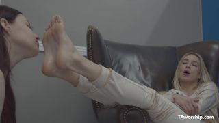 online adult clip 25 kelly divine femdom fetish porn | TAWorship – Double Crossed | fetish-6