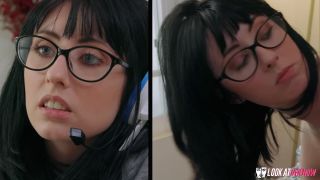 Video Gamer Girl  : Daphne Dare 1080p FullHD-9