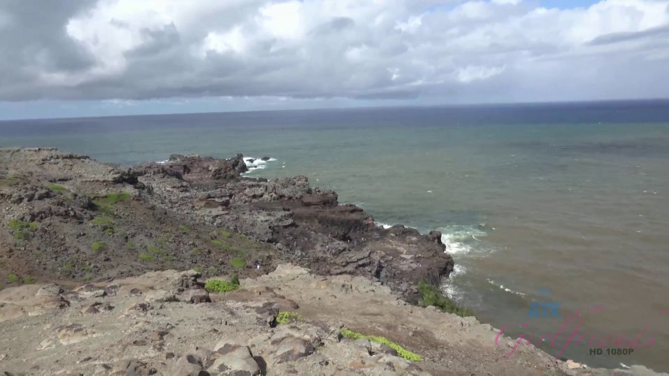 Vina Sky: Sensual Outdoor Afterglow Blowjob Temptation