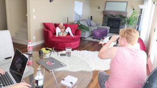 Jana Fox   Rainbow Stockings BTS-6