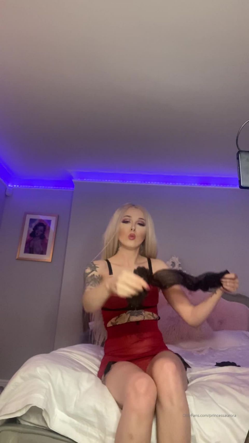 xxx clip 7 princessaurora 09-12-2019 Watch my sexy legs in these FF nylon stockings, free femdom cams on fetish porn 