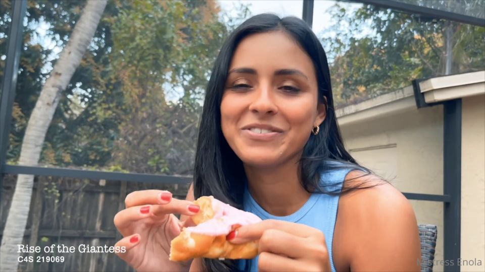 Rise of the Giantess ENOLA The Giantess and the Donut (Femdom porn)