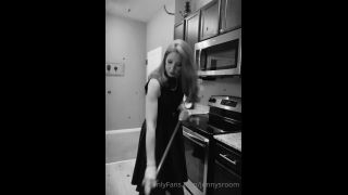 [Onlyfans] jennysroom-14-10-2020-139595419-Me if I was a housewife in the 50 s-0