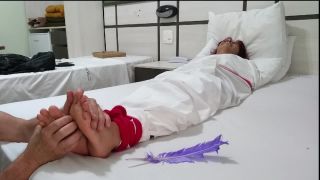 online video 40 Fernanda Wrapped, bdsm chained on feet porn -1