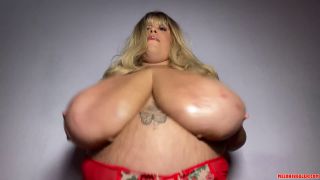 ANGEL SHAKES HER MASSIVE TITTIES - Solo-8