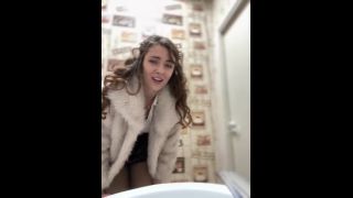 Blowjob porn Buxom Bella Buxom Bella - Package Delivery-3