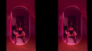 Escort With Big Tits And Big Ass Gives YOu Sexy JOI In VR-1