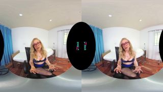 VRHUSH In Depth With Dr. Nina Hartley-2