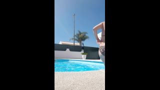 LottiiRose Lottiirose - take me back to this pool i loved it so much 03-10-2018-2