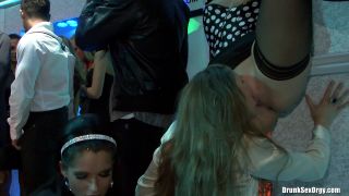 Drunksexorgy Pornstar Kate Gold Flirts Seductive Scenes-5