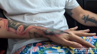 [K2S.CLUB] sarah_sky_official - Spontaner Blowjob im Auto - Eigentlich h?tte er sie nur zu ih... - FullHD 1080P-3