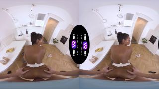 Tmwvrnet Banana Or A Dick – Adelle Sabelle - (Webcam)-3