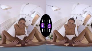 Tmwvrnet Banana Or A Dick – Adelle Sabelle - (Webcam)-5