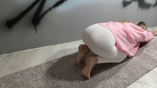 gigioficial - 18 years old girls don't want to work at all! Just play GTA and FART all day!-3
